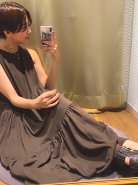 「earth music&ecology（アースミュージックアンドエコロジー）のオーガニックコットンノースリーブティアードワンピース（ワンピース、ブラウン系）」を使った、Asukaさん（レディース・154cm）の夏コーディネート