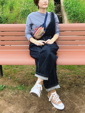 「アイテム（ボディバッグ/ウエストポーチ）」を使った、かんきちさん（レディース・157cm）の秋コーディネート
