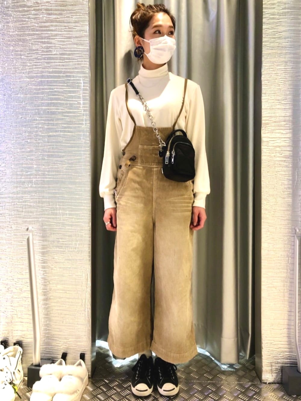 DIESEL（ディーゼル）の「レディース パンツ コーデュロイルーズ