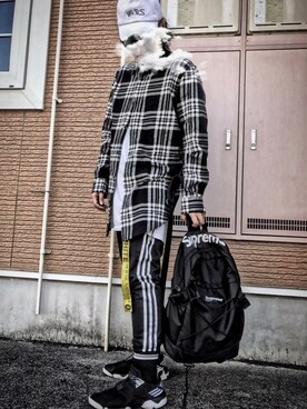 「UNIF（ユニフ）のアイテム（トップス）」を使った、txmxgさん（メンズ・173cm）の春コーディネート
