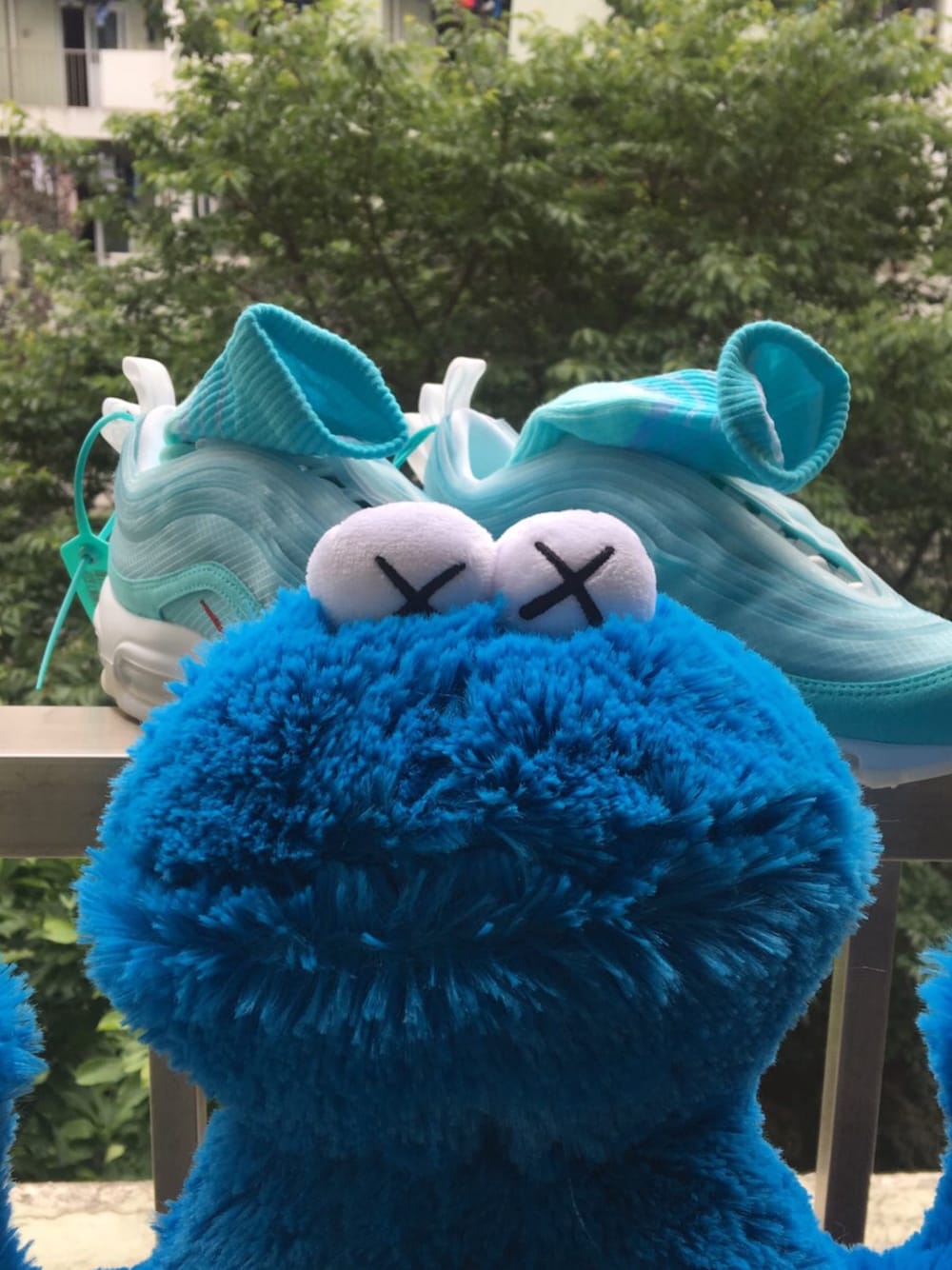 「夏」｜「NIKEのアイテム（スニーカー、ブルー系）」を使った、olioneさん（メンズ・180cm）の夏コーディネートの1枚目の写真