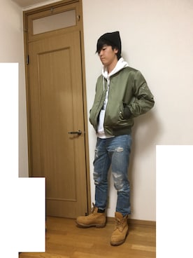 「Lui's（ルイス）のアイテム（ニットキャップ/ビーニー）」を使った、vuf.)64vbgggfさん（メンズ・174cm）の春コーディネート