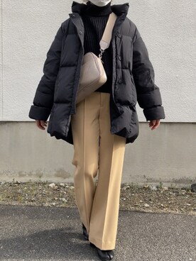 「センタープレスパンツ」｜「アイテム（ダウンジャケット/コート）」を使った、miki☺︎さん（レディース・163cm）の冬コーディネート