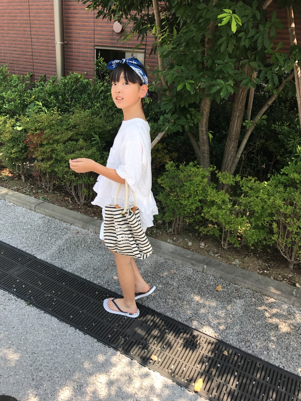 「Another Editionのアイテム（Tシャツ/カットソー、ホワイト系）」を使った、ninoさん（レディース・145cm）の秋コーディネートの1枚目の写真