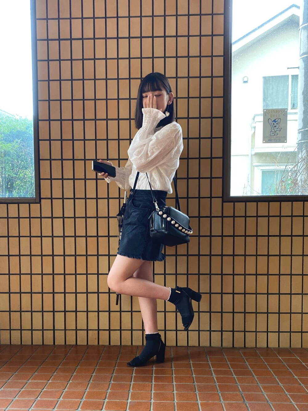 「CasseliniのフェイクパールショルダーBAG（ショルダーバッグ、ブラック系）」を使った、ninoさん（レディース・153cm）の夏コーディネートの1枚目の写真