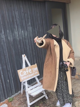 「花柄」｜「アイテム（ムートンコート）」を使った、chelさん（レディース・156cm）の春コーディネート