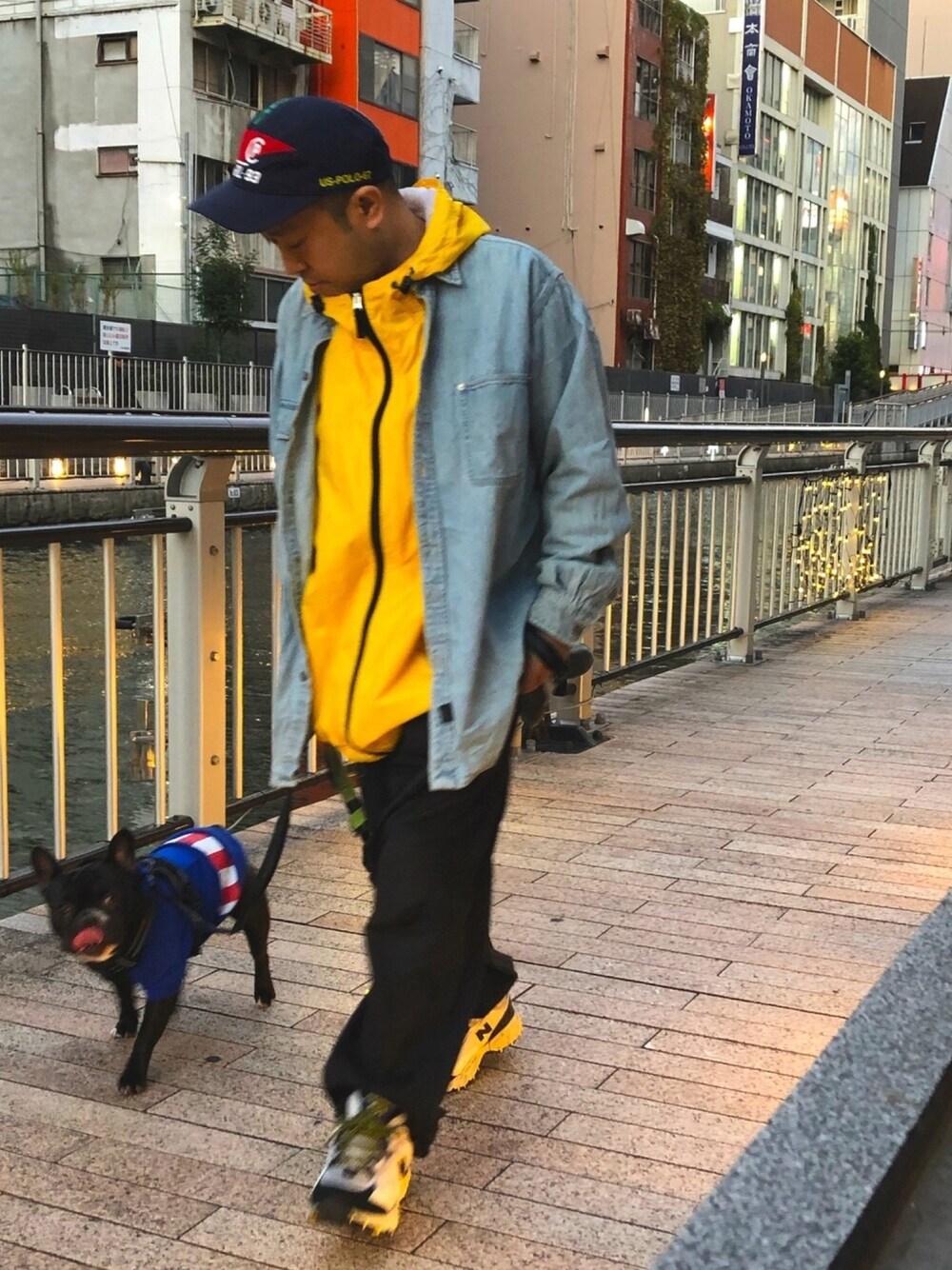 「rrl、90’s」｜「RRLのアイテム（シャツ/ブラウス、ブルー系）」を使った、利夫パパさん（メンズ・165cm）の冬コーディネートの1枚目の写真