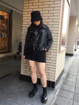 「VINTAGE（ヴィンテージ）のアイテム（クラッチバッグ）」を使った、H.S.U.A.Nさん（レディース・167cm）の秋コーディネート