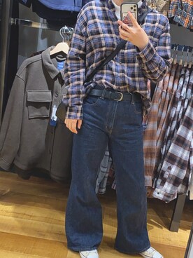 「UNIQLO（ユニクロ）のアイテム（デニムパンツ、ブルー系）」を使った、まきさん（レディース）の秋コーディネート