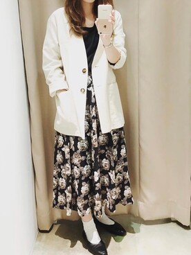 「大人カジュアルコーデ」｜「アイテム（ノーカラージャケット）」を使った、Koharu.uさん（レディース・164cm）の春コーディネート