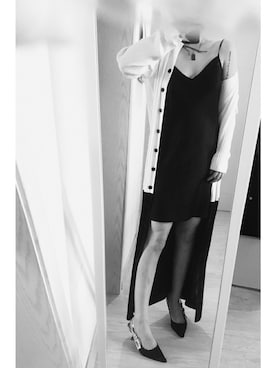 「ISSEY MIYAKE（イッセイミヤケ）のアイテム（ピーコート）」を使った、Makoto Leeさん（レディース・174cm）の春コーディネート