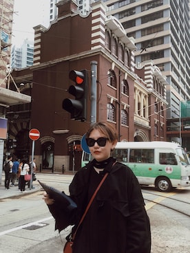 「Yohji Yamamoto（ヨウジヤマモト）のアイテム（ミリタリージャケット）」を使った、Makoto Leeさん（レディース・174cm）の秋コーディネート