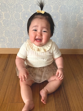 「Birthday（バースデイ）のアイテム（ヘアアクセサリー、イエロー系）」を使った、Wako ☺︎さん（キッズ）の夏コーディネート