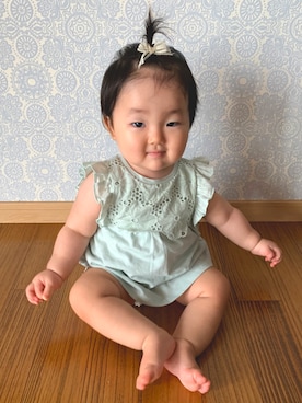 「Birthday（バースデイ）のアイテム（ヘアアクセサリー、ホワイト系）」を使った、Wako ☺︎さん（キッズ）の夏コーディネート