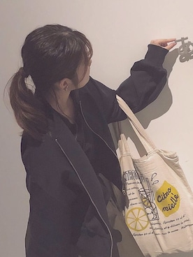 「GRL（グレイル）のアイテム（ブルゾン、ブルー系）」を使った、ナオさん（レディース・155cm）の秋コーディネート