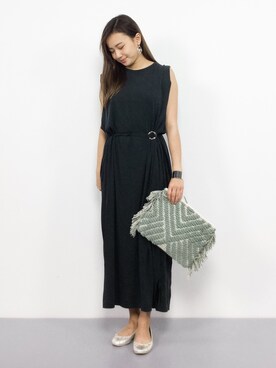 「niko and...（ニコアンド）のアイテム（クラッチバッグ）」を使った、  𝑅𝐼𝑁𝐴さん（レディース・150cm）の夏コーディネート