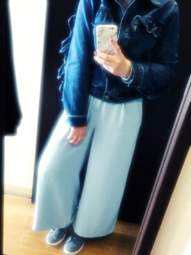 「AZUL by moussy（アズールバイマウジー）の6角形フープピアス（ピアス（両耳用））」を使った、AKANEさん（レディース・151cm）の春コーディネート