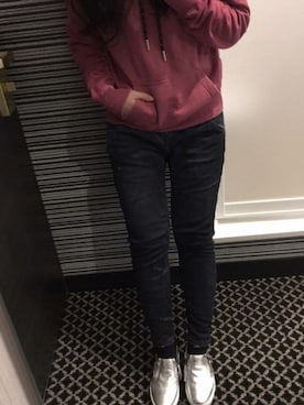 「シルバー」｜「アイテム（スリッポン）」を使った、AKANEさん（レディース・152cm）の冬コーディネート