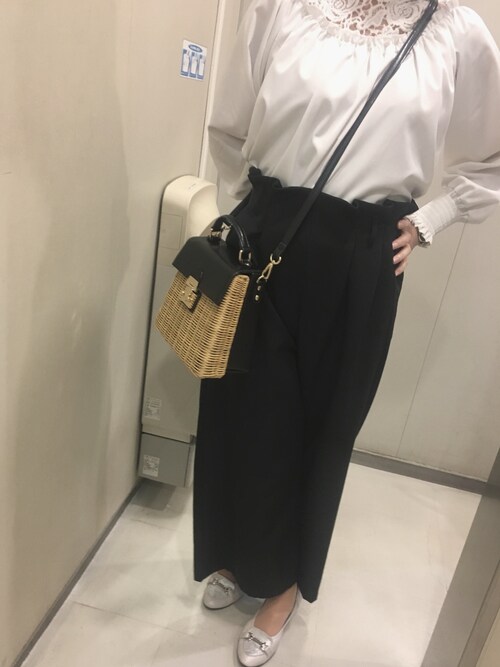 美品Ameri MEDI TRAPEZE RATTAN COMBI BAG 黒 Ameri VINTAGE - MEDI TRAPEZE RATTAN COMBI BAGの通販 by My