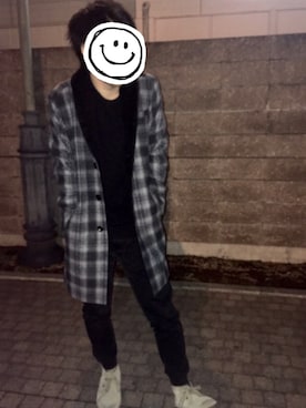 「no brand（ノーブランド）のアイテム（トレンチコート）」を使った、金田弘汰さん（メンズ・173cm）の冬コーディネート