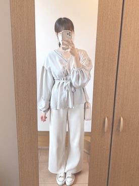 「オフホワイト」｜「アイテム（キャミソール）」を使った、ちなさん（レディース・160cm）の春コーディネート