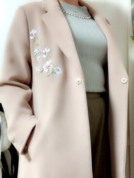 「刺繍」｜「アイテム（チェスターコート）」を使った、Arissさん（レディース・156cm）の秋コーディネート