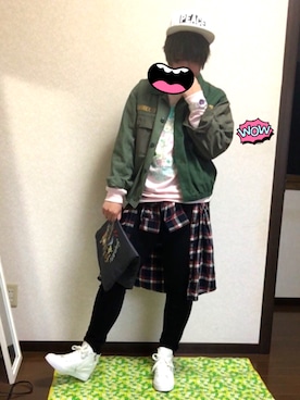 「アイテム（クラッチバッグ）」を使った、おこのぎさん（レディース・165cm）の春コーディネート