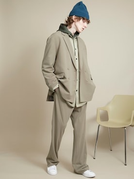 「EMMA CLOTHES（エマクローズ）のアイテム（セットアップ）」を使った、EMMA CLOTHESさん（メンズ・178cm）の冬コーディネート