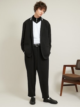 「EMMA CLOTHES（エマクローズ）のアイテム（セットアップ）」を使った、EMMA CLOTHESさん（メンズ・185cm）の冬コーディネート