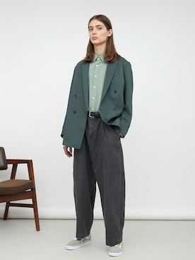 「カラーシャツ」｜EMMA CLOTHESさん（メンズ・180cm）の冬コーディネート