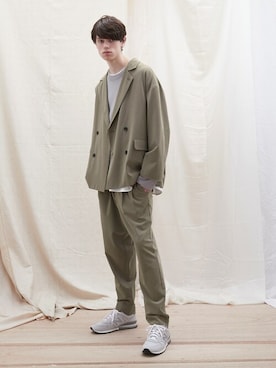 「EMMA CLOTHES（エマクローズ）のアイテム（セットアップ）」を使った、EMMA CLOTHESさん（メンズ・182cm）の冬コーディネート