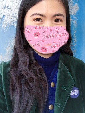 「BLUE BLUE（ブルーブルー）のアイテム（トップス、ブルー系）」を使った、Jamie Woodさん（レディース・157cm）の冬コーディネート