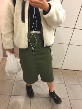 「earth music&ecology（アースミュージックアンドエコロジー）のアイテム（スカート、グリーン系）」を使った、ikさん（レディース・165cm）の秋コーディネート
