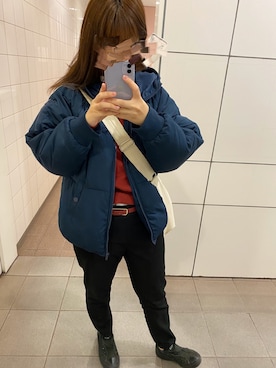 「しまむら（シマムラ）のアイテム（ニット/セーター、レッド系）」を使った、ikさん（レディース・165cm）の冬コーディネート