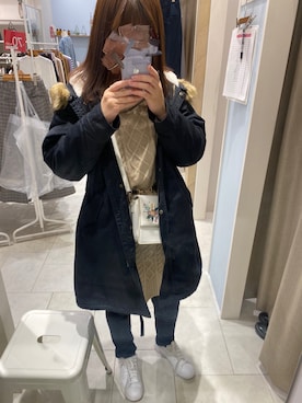 「earth music&ecology（アースミュージックアンドエコロジー）のアイテム（モッズコート、ブラック系）」を使った、ikさん（レディース・165cm）の冬コーディネート