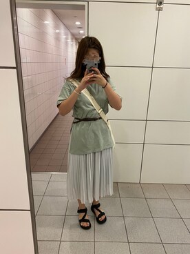 「earth music&ecology（アースミュージックアンドエコロジー）のアイテム（トップス、グリーン系）」を使った、ikさん（レディース・165cm）の秋コーディネート