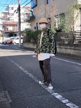 「探検隊」｜田村たむさん（メンズ・170cm）の秋コーディネート
