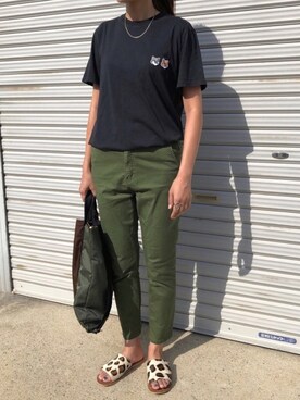 「URBAN RESEARCH（アーバンリサーチ）の『4サイズ展開』テーパードチノパンツ（その他パンツ）」を使った、munmun☺︎さん（レディース・160cm）の秋コーディネート