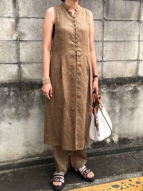 TODAYFUL（トゥデイフル）の「ヘリンボーンリネンベスト（ベスト