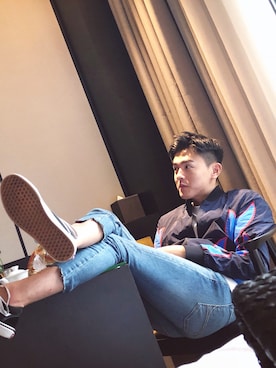 「MSGM（エムエスジーエム）のアイテム（ジャケット/アウター）」を使った、Leokkwokさん（メンズ・177cm）の秋コーディネート