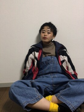 「やっぱりストリートが好き」｜「アイテム（サロペット/オーバーオール）」を使った、Zagiさん（レディース・152cm）の秋コーディネート