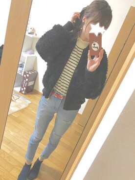 「earth music&ecology（アースミュージックアンドエコロジー）の袖ボリュームリバーシブルファーMA-1（MA-1、ブラック系）」を使った、moca　さん（レディース・165cm）の冬コーディネート