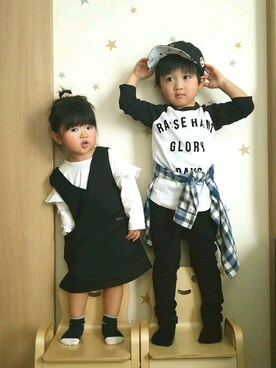 「abcd（ナシ）のアイテム（キャップ）」を使った、Shun☺Yuzuさん（キッズ・90cm）の冬コーディネート