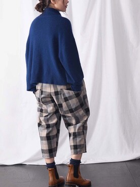 「BASCOのおしりの大きなポケットが可愛い マオパンツのチェック柄（パンツ、グレー系）」を使った、basco_kusakanmuriさん（レディース）の秋コーディネート
