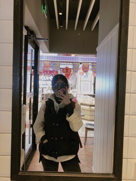 「UNIQUE（ユニーク）のアイテム」を使った、愤怒der熊仨儿さん（レディース・162cm）の冬コーディネート