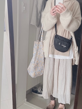 「SEVENDAYS=SUNDAY（セブンデイズサンデイ）のアイテム（パーカー）」を使った、ｈａｒｕさん（レディース・167cm）の冬コーディネート