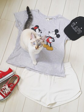 「H&M（エイチ・アンド・エム）のアイテム（パンツ、ホワイト系）」を使った、nanaさん（レディース・163cm）の夏コーディネート
