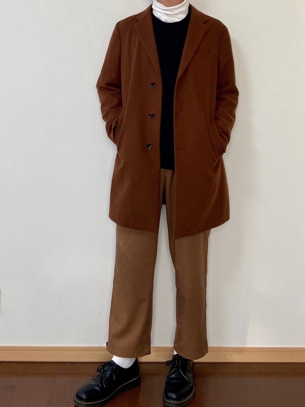 「ブラウン色に染まれ、冬コーデ、今日のコーデ、おしゃれさんと繋がりたい、プチプラ、チェスターコート、ブラウン、GU」｜「GUのアイテム（スラックス、ブラウン系）」を使った、ryuyaさん（メンズ・179cm）の冬コーディネートの1枚目の写真