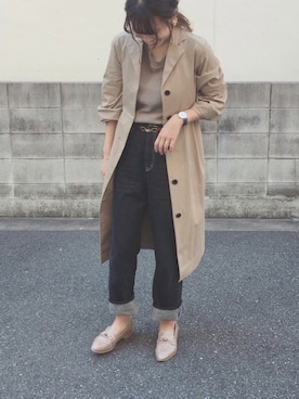 「ハイウエストデニム」｜「アイテム（トレンチコート）」を使った、mincoさん（レディース・165cm）の秋コーディネート