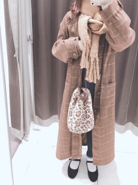 「ブラウン×ブラック」｜「アイテム（その他）」を使った、えみ氏¨̮さん（レディース・159cm）の冬コーディネート